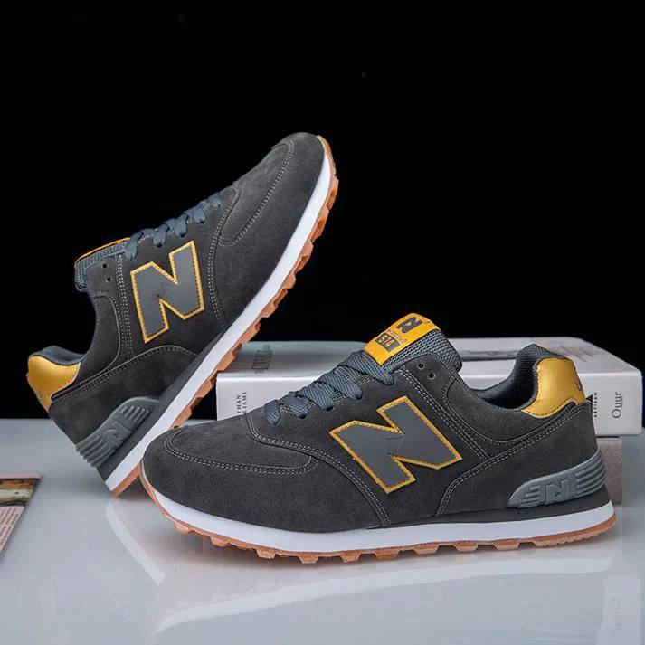 Sneaker Trainer